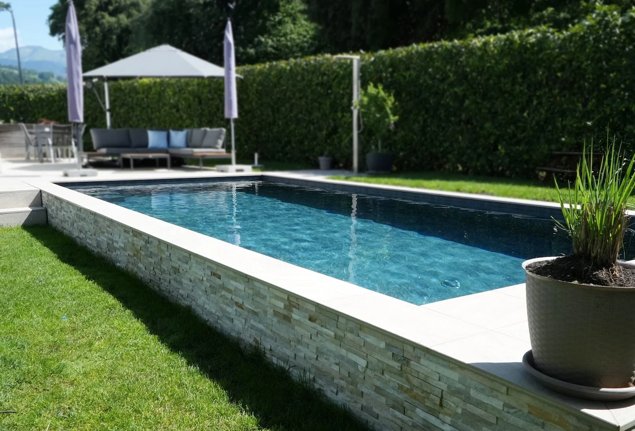 Aussbrunner Poolbau Vorarlberg: Individuelle Poolanlagen passend für Ihren Garten.